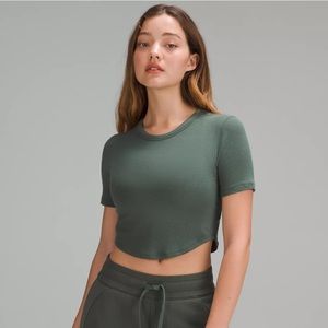 Lululemon Hold Tight Cropped T-Shirt *Forest Green